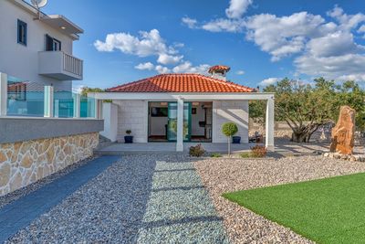 Gorgeous Villa with Large Yard & Heated Pool and Amazing Sea Views in Riviera Rogoznica