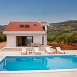 Attractive Sea View Villa with Pool near Trogir and Split