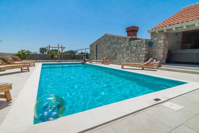 Amazing Stone Villa with Pool in Dubrovnik Region