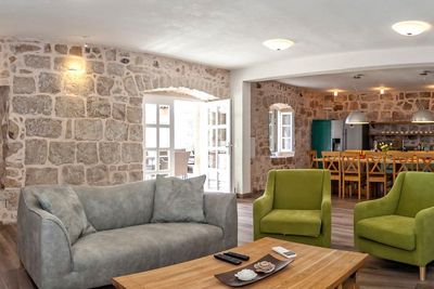 Amazing Stone Villa with Pool in Dubrovnik Region