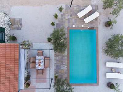 Charming Countryside House with Pool in Zadar Hinterland