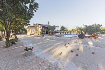 Charming Countryside House with Pool in Zadar Hinterland