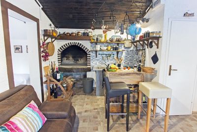 Charming Countryside House with Pool in Zadar Hinterland