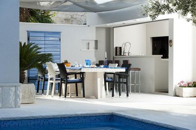 Luxury 3 Bedroom Apartment with Private Pool near Split Town Center