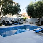 Luxury 3 Bedroom Apartment with Private Pool near Split Town Center