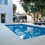 Luxury 3 Bedroom Apartment with Private Pool near Split Town Center