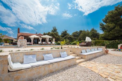 Charming Croatian Beach Villa Mirca with Pool 