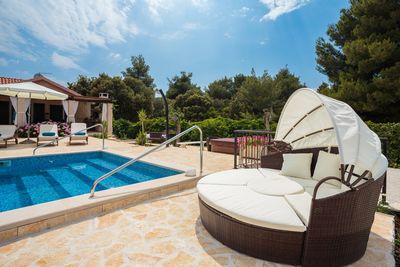 Charming Croatian Beach Villa Mirca with Pool 