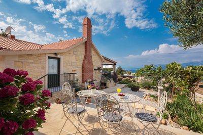 Charming Croatian Beach Villa Mirca with Pool 