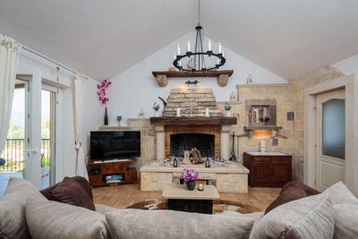 Charming Croatian Beach Villa Mirca with Pool 