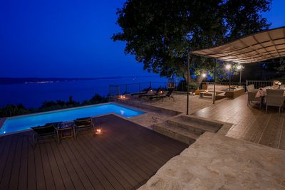 Beautiful 3 Bedroom Holiday House with Pool in Omis Region near Split 
