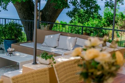 Beautiful 3 Bedroom Holiday House with Pool in Omis Region near Split 