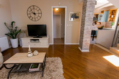 Beautiful 3 Bedroom Holiday House with Pool in Omis Region near Split 