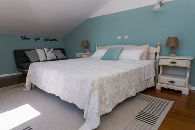 Beautiful 3 Bedroom Holiday House with Pool in Omis Region near Split 