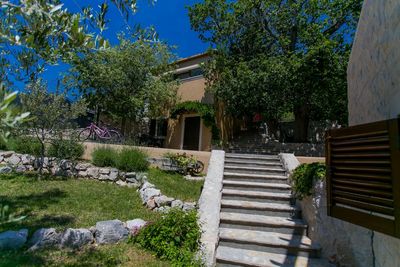 Beautiful 3 Bedroom Holiday House with Pool in Omis Region near Split 
