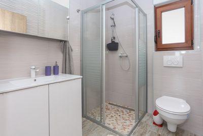 Charming Holiday House with Pool in Dugopolje near Split