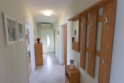 Attractive House with Sea View and Private Swimming Pool near Trogir