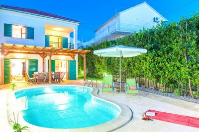 Pretty Stone Villa with Pool Island Hvar