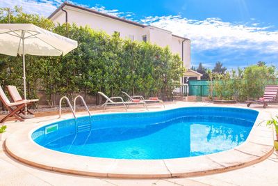 Pretty Stone Villa with Pool Island Hvar