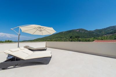 5 Star Villa with Pool, Sauna, and Fitness Room in Island Hvar