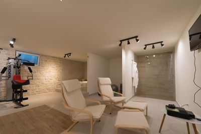 5 Star Villa with Pool, Sauna, and Fitness Room in Island Hvar
