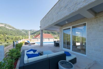 5 Star Villa with Pool, Sauna, and Fitness Room in Island Hvar