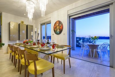 De Luxe Seafront Villa with Infinity Swimming Pool and Luxury Interior near Dubrovnik