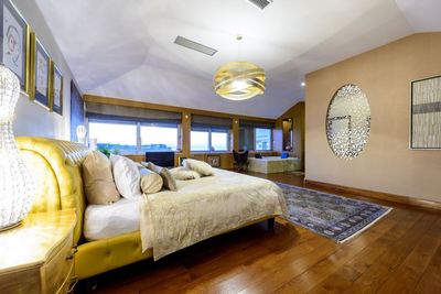 De Luxe Seafront Villa with Infinity Swimming Pool and Luxury Interior near Dubrovnik