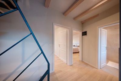 Authentic Stone 5 Bedroom Holiday House in Town Vis