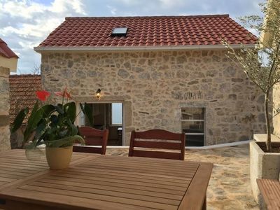 Sea View Stone Holiday Villa with Large Swimming Pool in Podgora near Makarska
