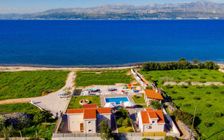 Lovely Beachfront Holiday House in Supetar Island Brac
