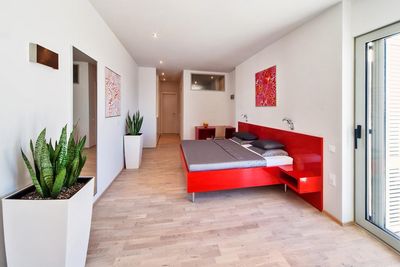 Modern Seafront 5 Bedroom Villa with Infinity Pool and Private Beach Island Vis
