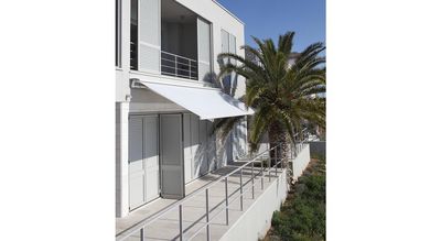 Modern Seafront 5 Bedroom Villa with Infinity Pool and Private Beach Island Vis