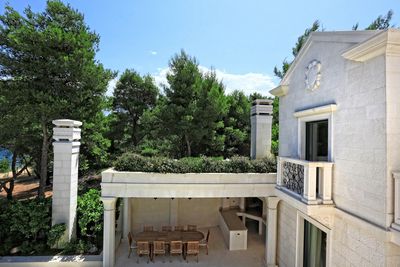 Exclusive Beachfront Luxurious Property in Ciovo near Trogir