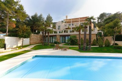 Exclusive Beachfront Luxurious Property in Ciovo near Trogir