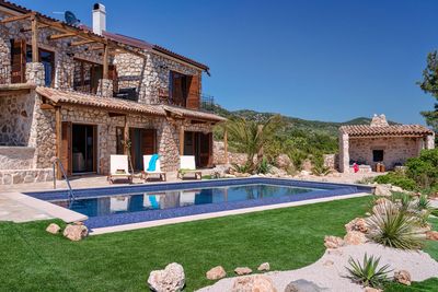 Superior Villa Hvar with Pool in Great Location in Hvar