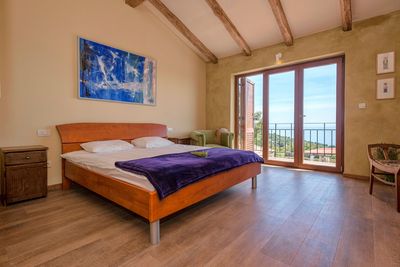 Superior Villa Hvar with Pool in Great Location in Hvar