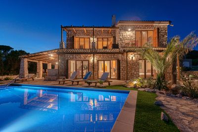 Superior Villa Hvar with Pool in Great Location in Hvar