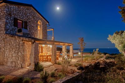 Superior Villa Hvar with Pool in Great Location in Hvar