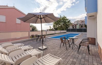 Large 8 Bedroom Holiday House with Pool near Split