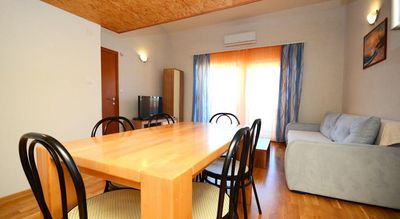 Large 8 Bedroom Holiday House with Pool near Split