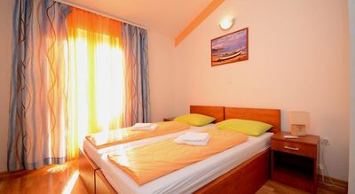 Large 8 Bedroom Holiday House with Pool near Split