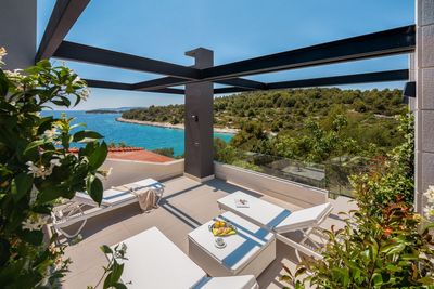 Amazing Luxury Sea View Villa with Pool in Ciovo