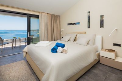 Amazing Luxury Sea View Villa with Pool in Ciovo