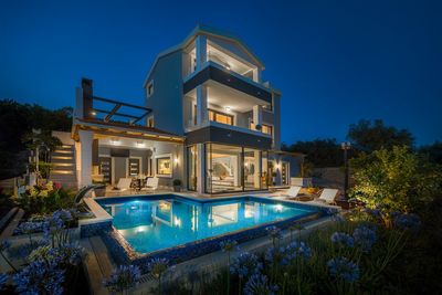 Amazing Luxury Sea View Villa with Pool in Ciovo