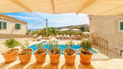 Stone Villa with Pool in Sumartin Island Brac