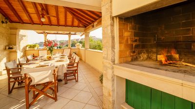 Stone Villa with Pool in Sumartin Island Brac