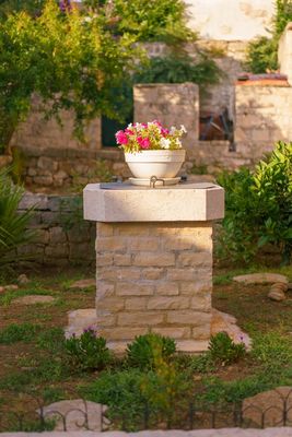 Stone Villa with Pool in Sumartin Island Brac