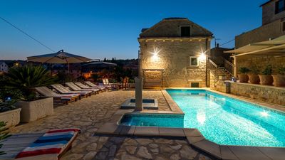 Stone Villa with Pool in Sumartin Island Brac