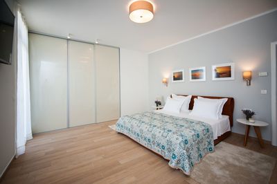 Amazing Seafront Villa with Pool in Sutivan Island Brac